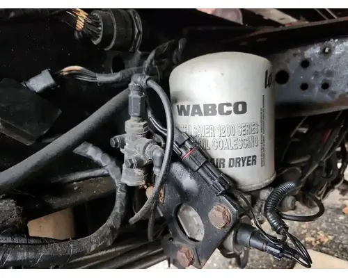 Air Dryer Mack CXU613 Complete Recycling Group LLC
