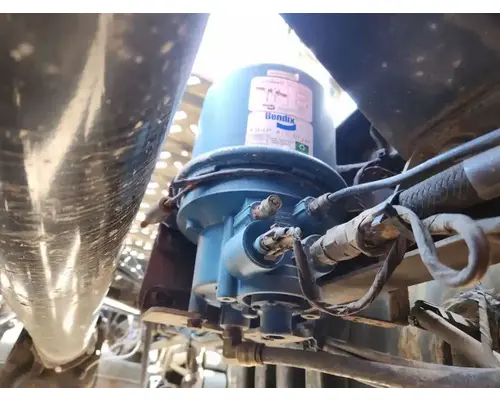 Air Dryer Mack CXU613 Complete Recycling Group LLC