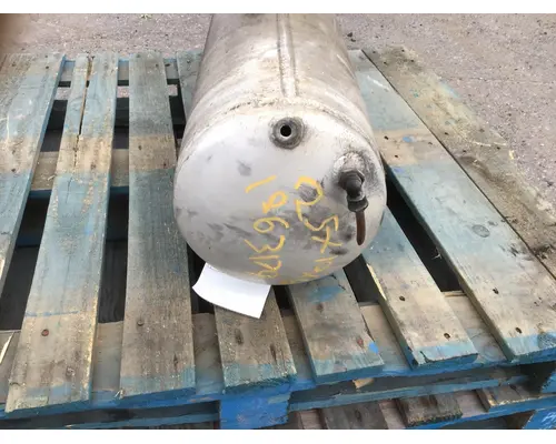 Air Tank MACK CXU613 Rydemore Heavy Duty Truck Parts Inc