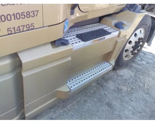 Side Fairing MACK CXU613 LKQ Evans Heavy Truck Parts