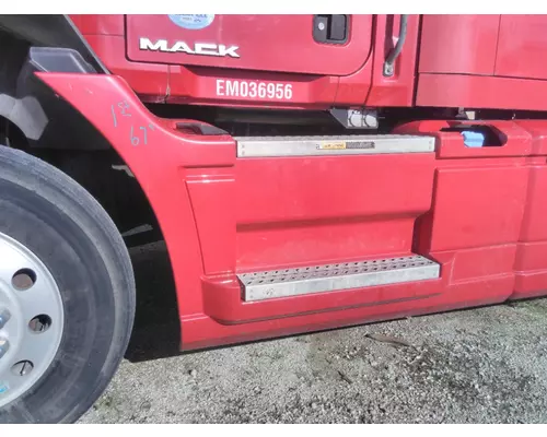 Side Fairing MACK CXU613 LKQ Heavy Truck - Tampa
