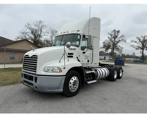 Complete Vehicle MACK CXU613 Crj Heavy Trucks And Parts