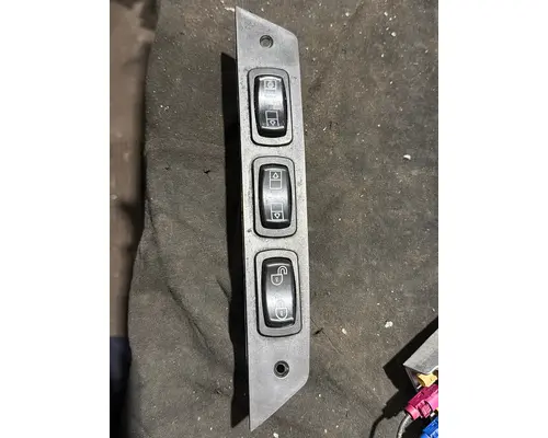 Door Electrical Switch MACK CXU613 Truck Salvage International Inc