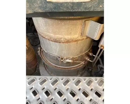 DPF (Diesel Particulate Filter) Mack CXU613 Complete Recycling