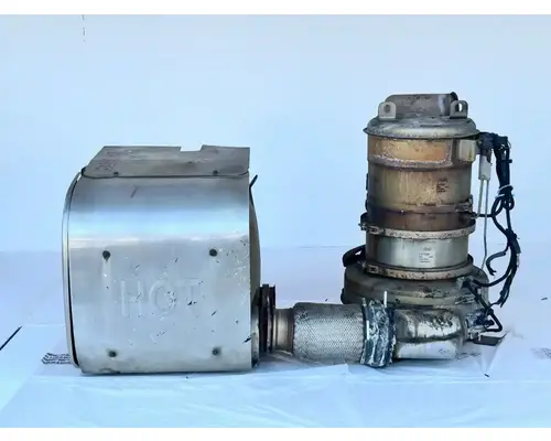 DPF (Diesel Particulate Filter) Mack CXU613 Complete Recycling Group LLC