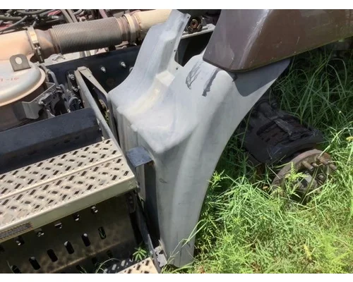 Fender Extension MACK CXU613 CRJ Heavy Trucks and Parts