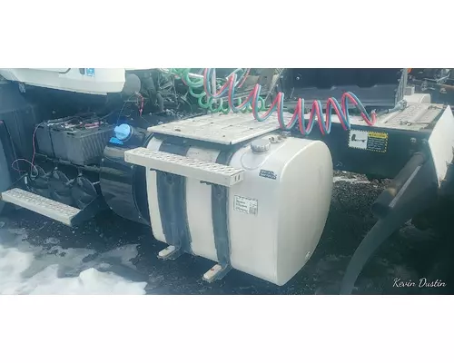 Fuel Tank MACK CXU613 Camerota Truck Parts