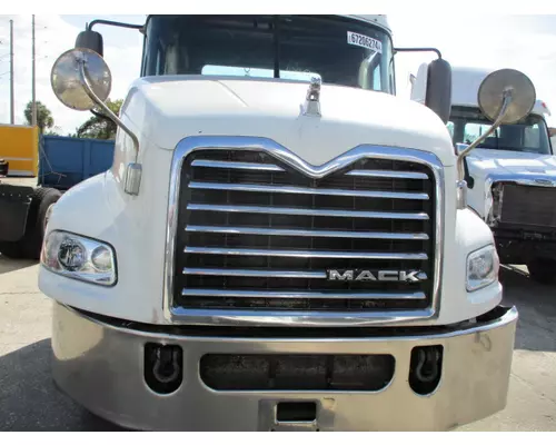 Hood MACK CXU613 LKQ Heavy Truck - Tampa