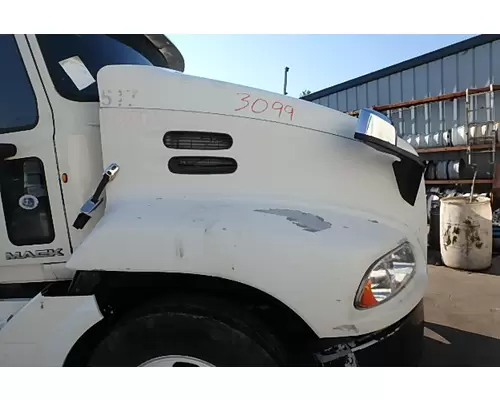 Hood MACK CXU613 Sam's Riverside Truck Parts Inc