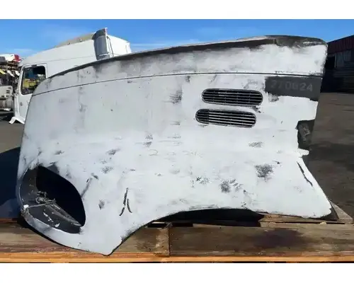 Hood MACK CXU613 Geco - Dinuba