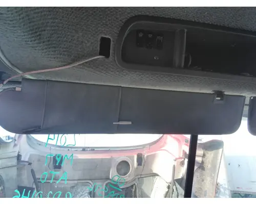 Interior Sun Visor MACK CXU613 LKQ Heavy Truck - Tampa