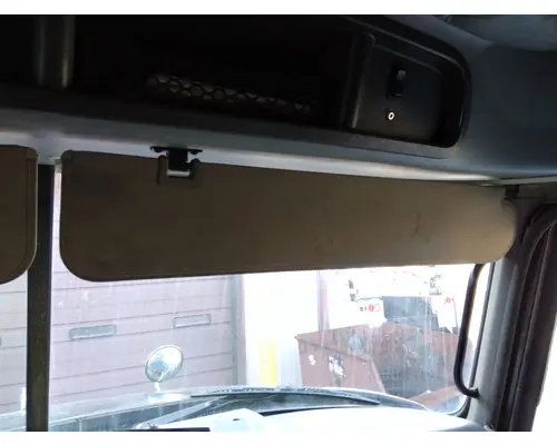 Interior Sun Visor MACK CXU613 LKQ Heavy Truck Maryland