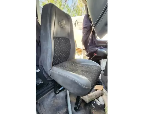 Seat, Front Mack CXU613 Complete Recycling Group LLC