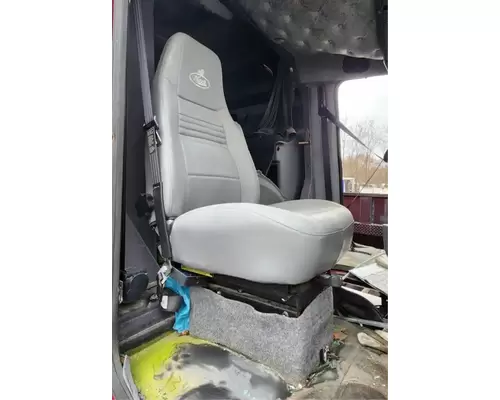 Seat, Front Mack CXU613 Complete Recycling Group LLC