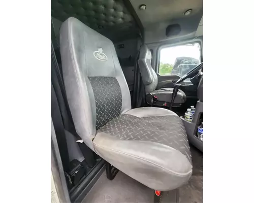 Seat, Front Mack CXU613 Complete Recycling Group LLC