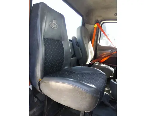 Seat, Front MACK CXU613 LKQ Thompson Motors - Wykoff