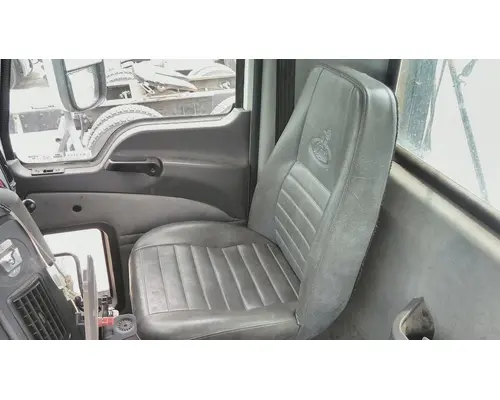 Seat, Front MACK CXU613 LKQ Heavy Truck - Goodys