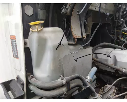 Windshield Washer Reservoir MACK CXU613 LKQ Thompson Motors - Wykoff
