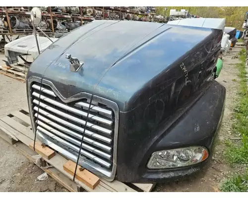 Hood Mack CXU613T Complete Recycling Group LLC