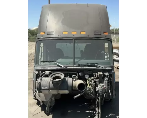 Cab Mack CXU633T Garabedian Equipment Company