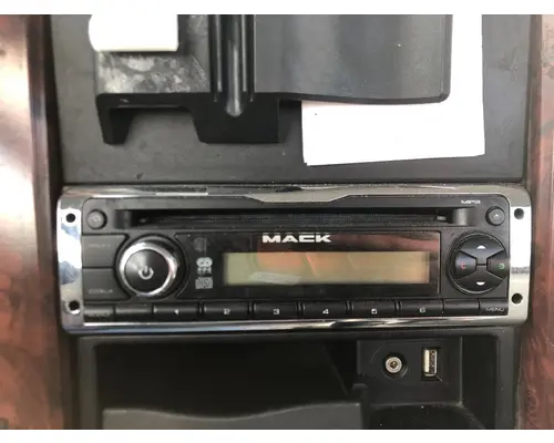 Body Parts, Misc. Mack CXU Vander Haags Inc Kc