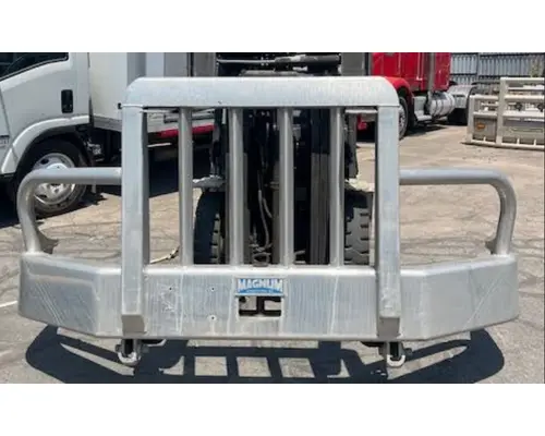 Bumper Guard, Front MACK CXU Vriens Truck Parts