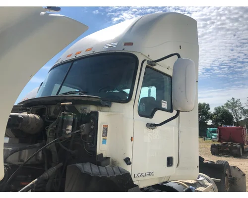 Cab Mack CXU Vander Haags Inc SP
