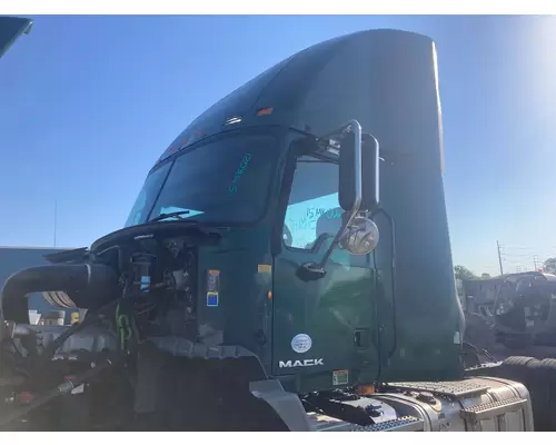 Cab Mack CXU Vander Haags Inc Kc