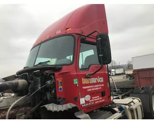 Cab Mack CXU Vander Haags Inc Kc