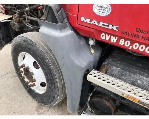 Fender Mack CXU Vander Haags Inc Kc