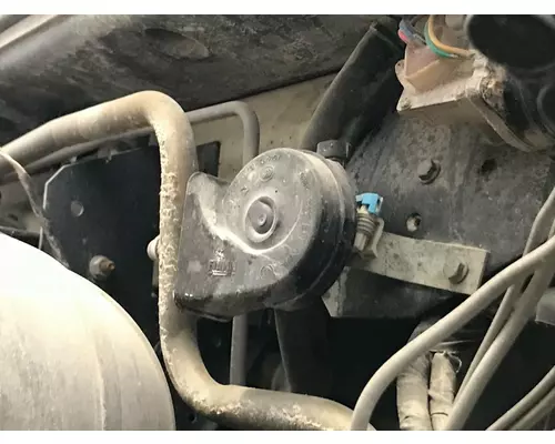 Horn Mack CXU Vander Haags Inc Cb