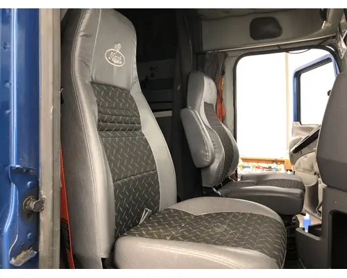 Seat, Front Mack CXU Vander Haags Inc Cb