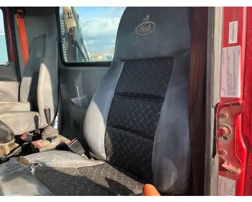 Seat, Front Mack CXU Vander Haags Inc Kc