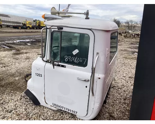 Mack DM600 Cab Assembly