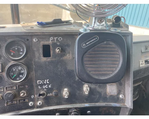 Mack DM600 Dash Panel