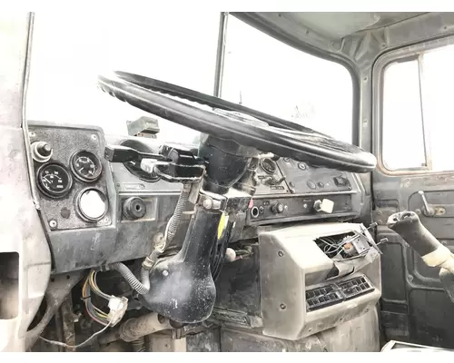 Mack DM600 Steering Column