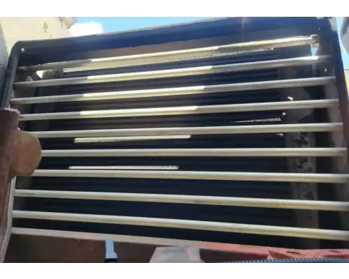 Mack DM688S Intercooler