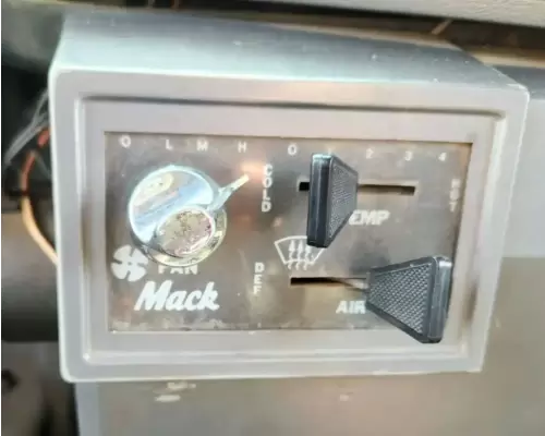 Mack DM688S Miscellaneous Parts