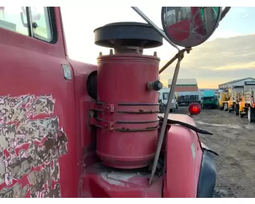 Mack DM690S Air Cleaner