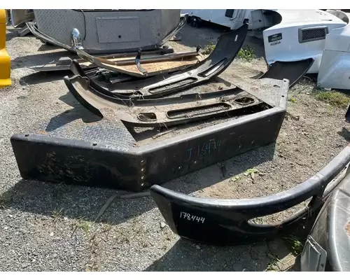 Mack DM690S Bumper Assembly, Front