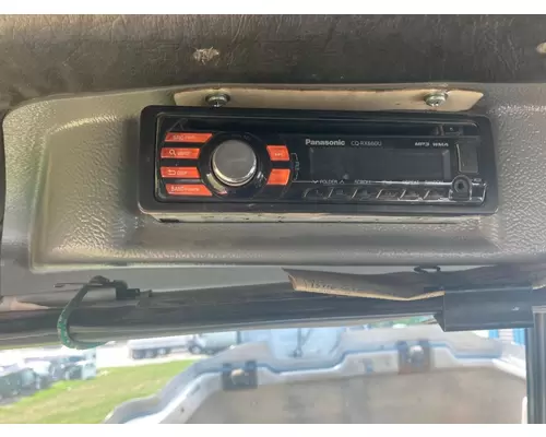 Radio Mack DM600 Vander Haags Inc Kc