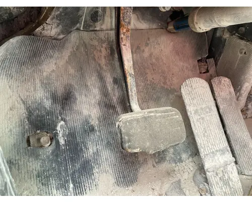 Body Parts, Misc. MACK DM688S Vander Haags Inc Sp