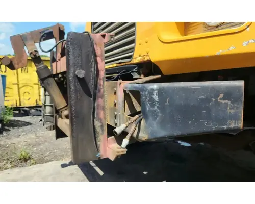 Bumper Assembly, Front Mack DM688S Complete Recycling Group LLC