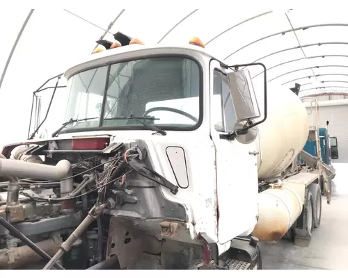 Cab MACK DM688S Vander Haags Inc Cb