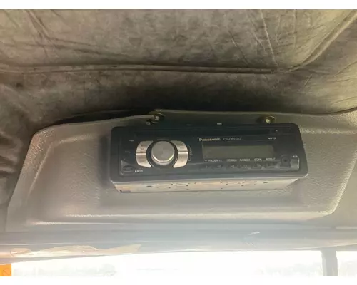 Radio Mack DM800 Vander Haags Inc Kc