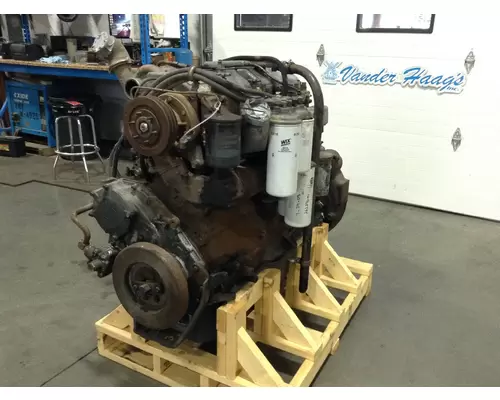 Mack E6 Engine Assembly