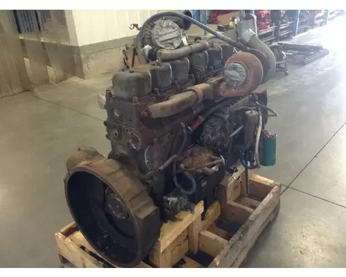 Mack E6 Engine Assembly