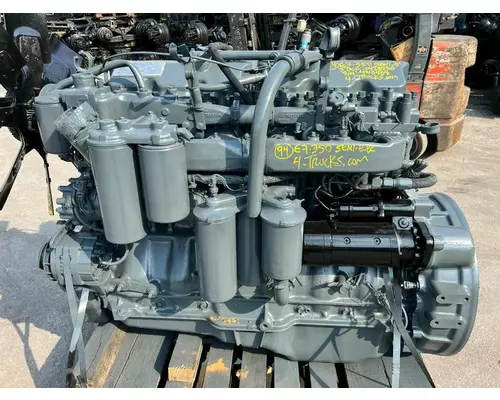 Mack E7-350 Engine Assembly