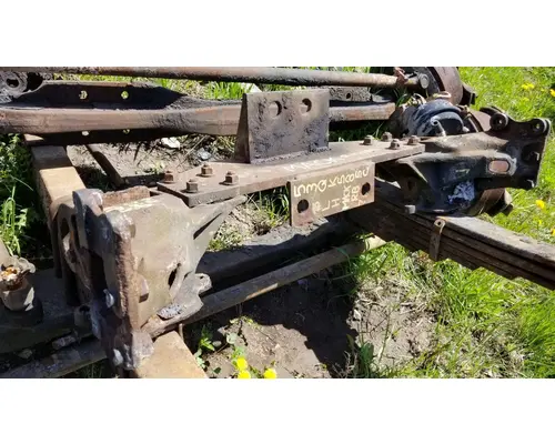 Mack E7-350 Engine Mounts