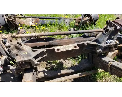 Mack E7-350 Engine Mounts